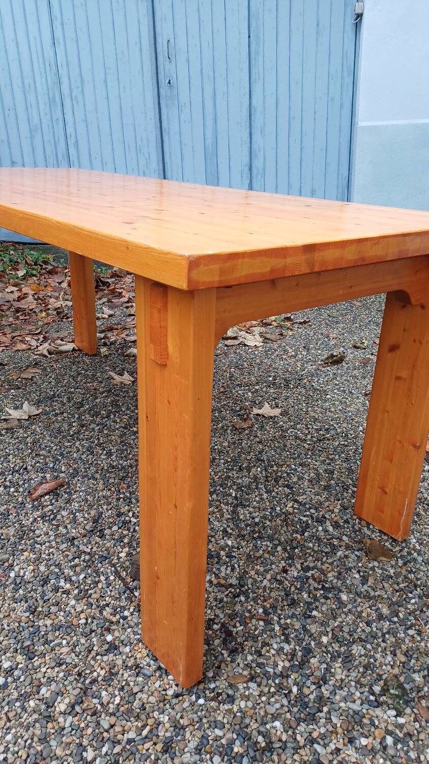 Pine dining table