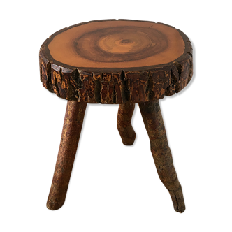 Tabouret tripode brutaliste