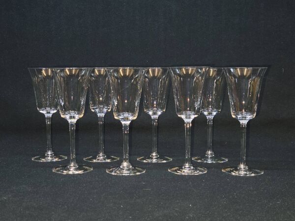 8 verres à pied en cristal fin à porto ou liqueur - Baccarat / Saint louis