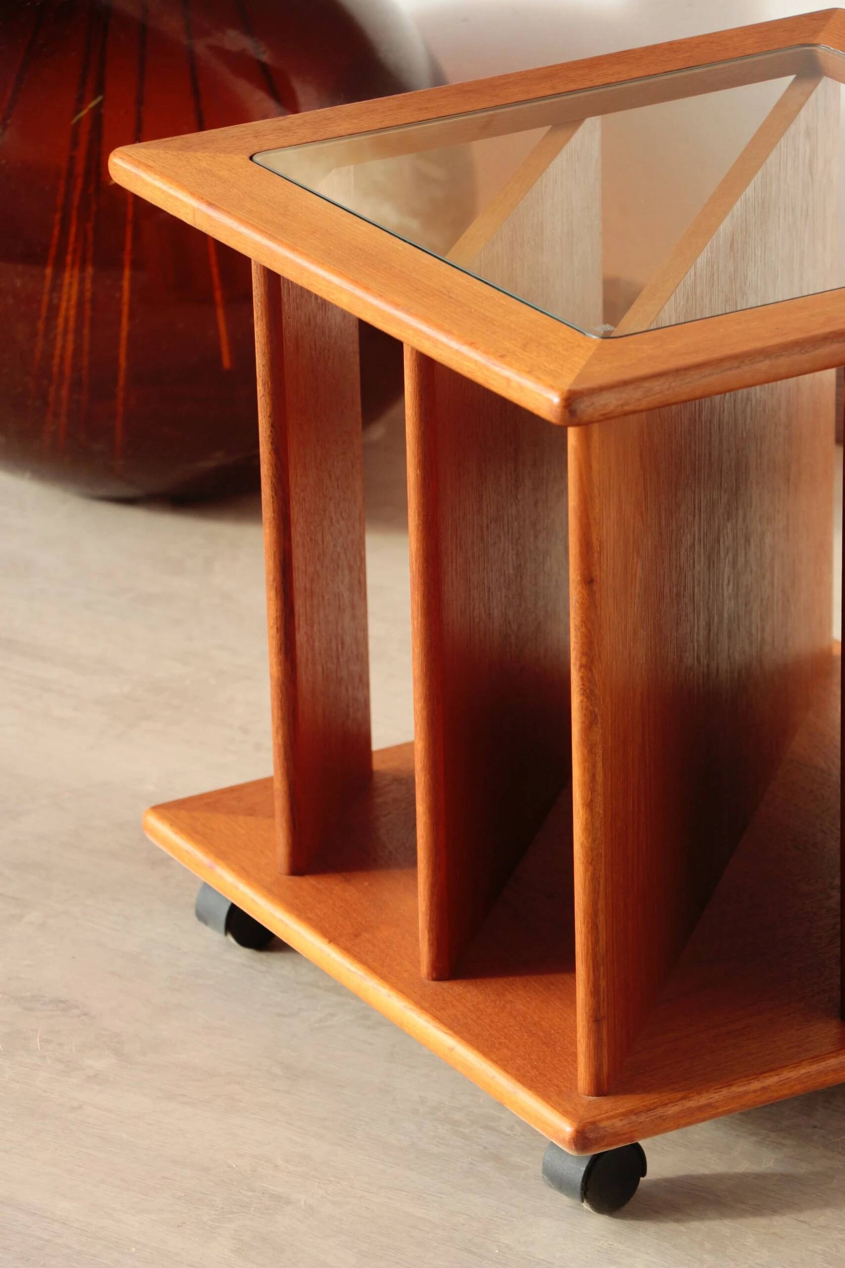 Vintage G Plan teak side table – magazine rack & wheels (1960s)