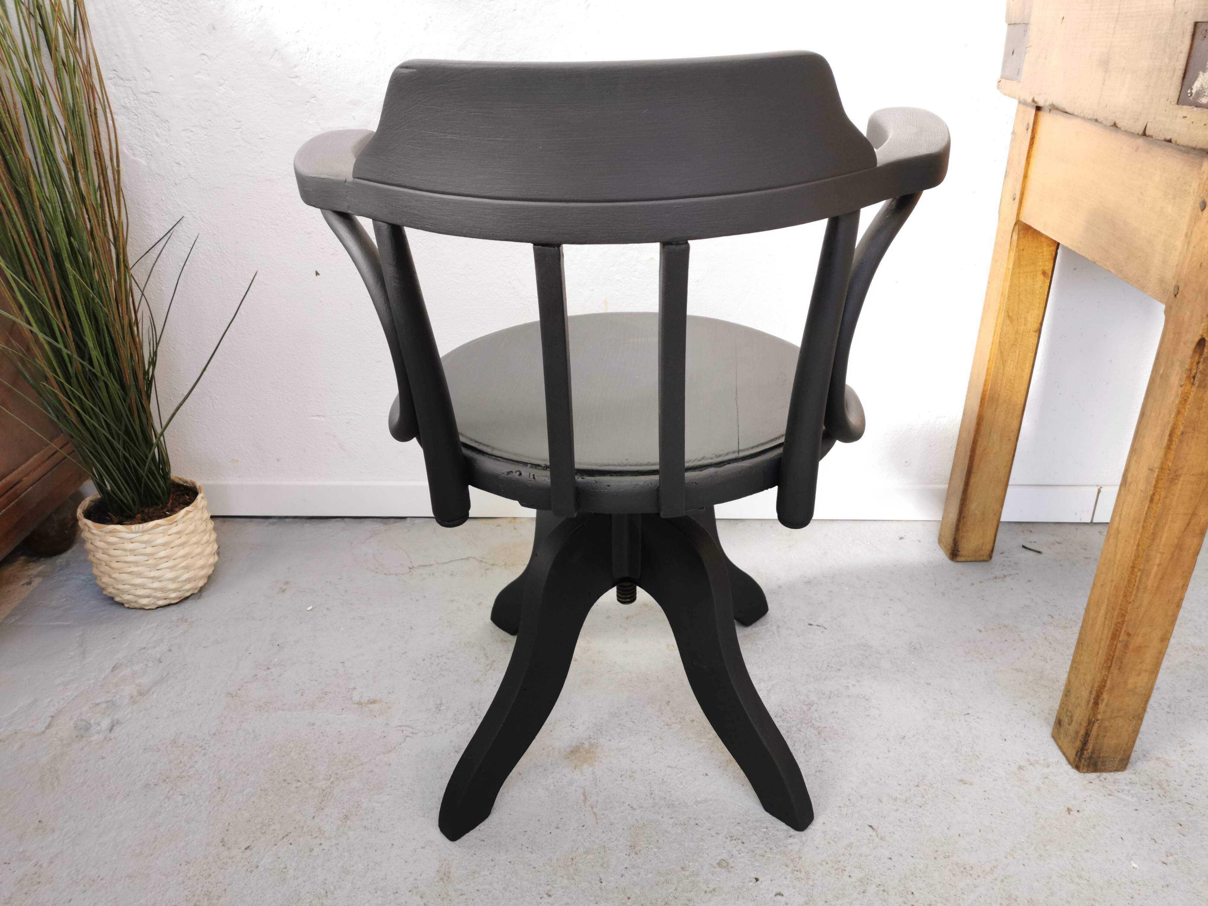 Vintage American armchair 1950