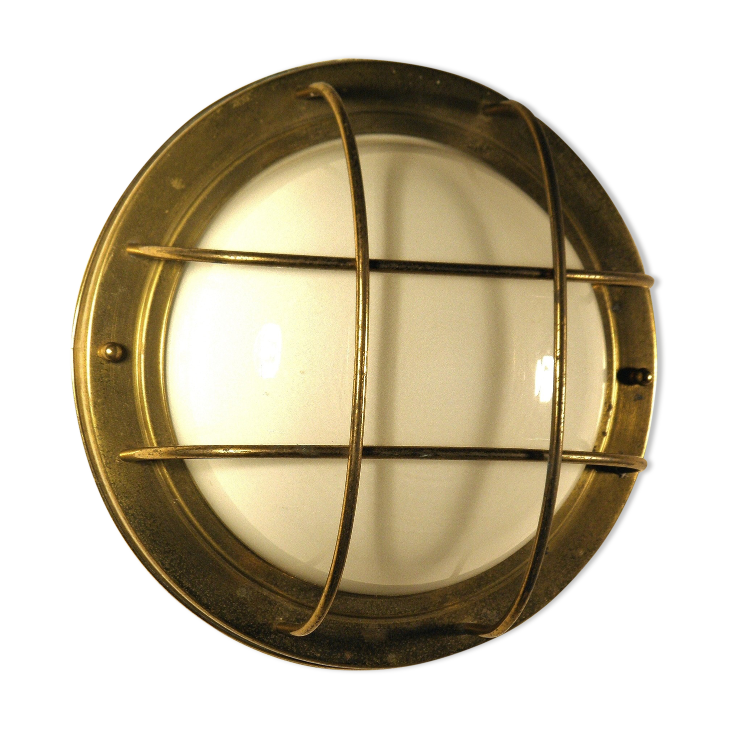 Brass "porthole" wall lamp