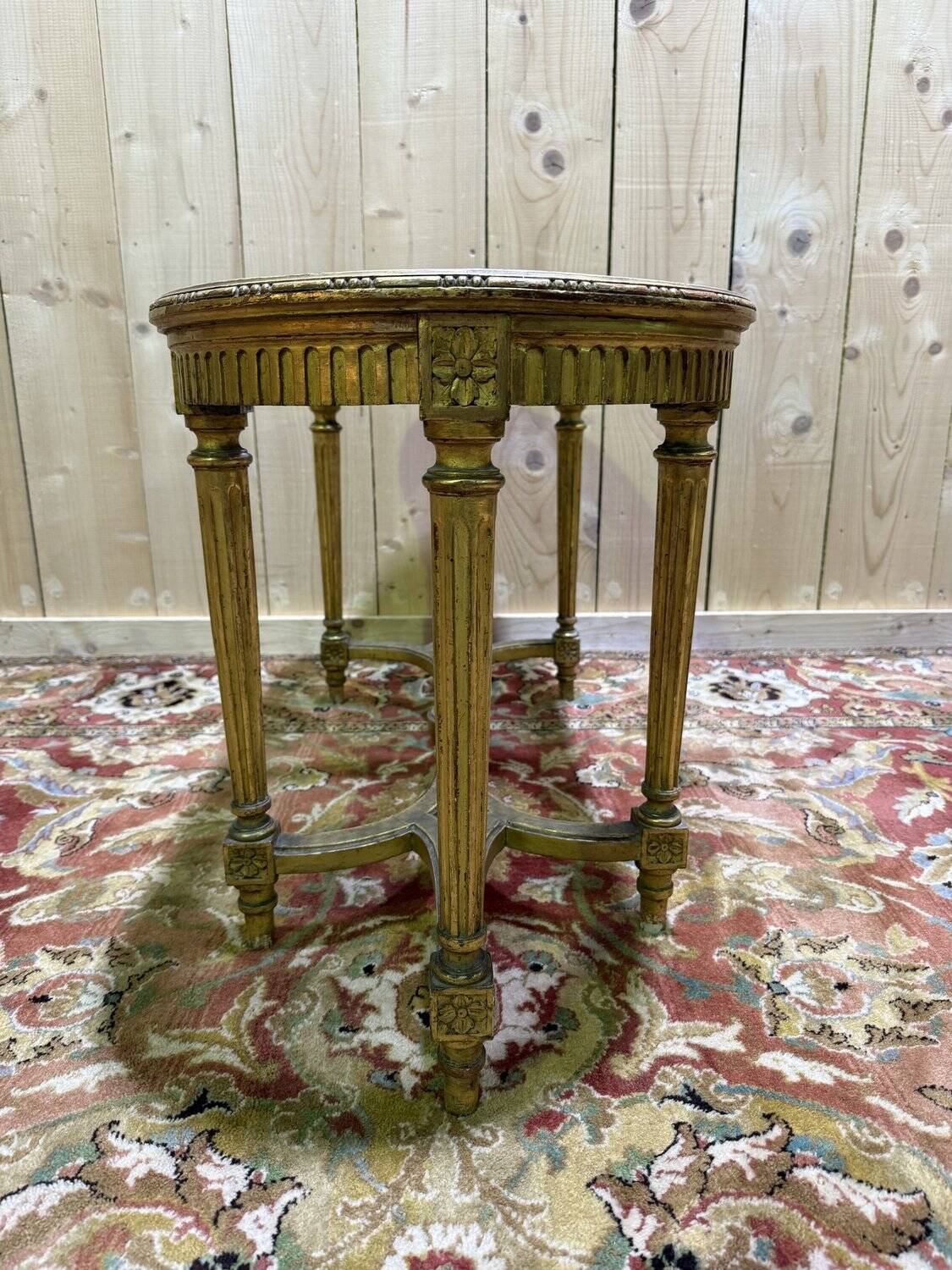 Bench - Piano bench in caning and gilded wood in the Louis XVI style.