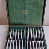 Box of 12 table knives and 12 Christofle dessert knives
