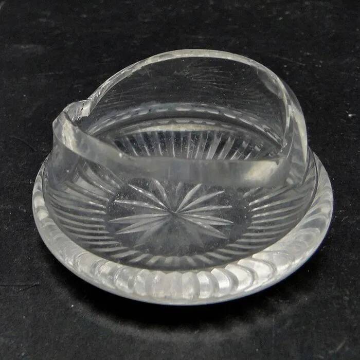F8t crystal salt shaker art deco