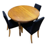 Round table
