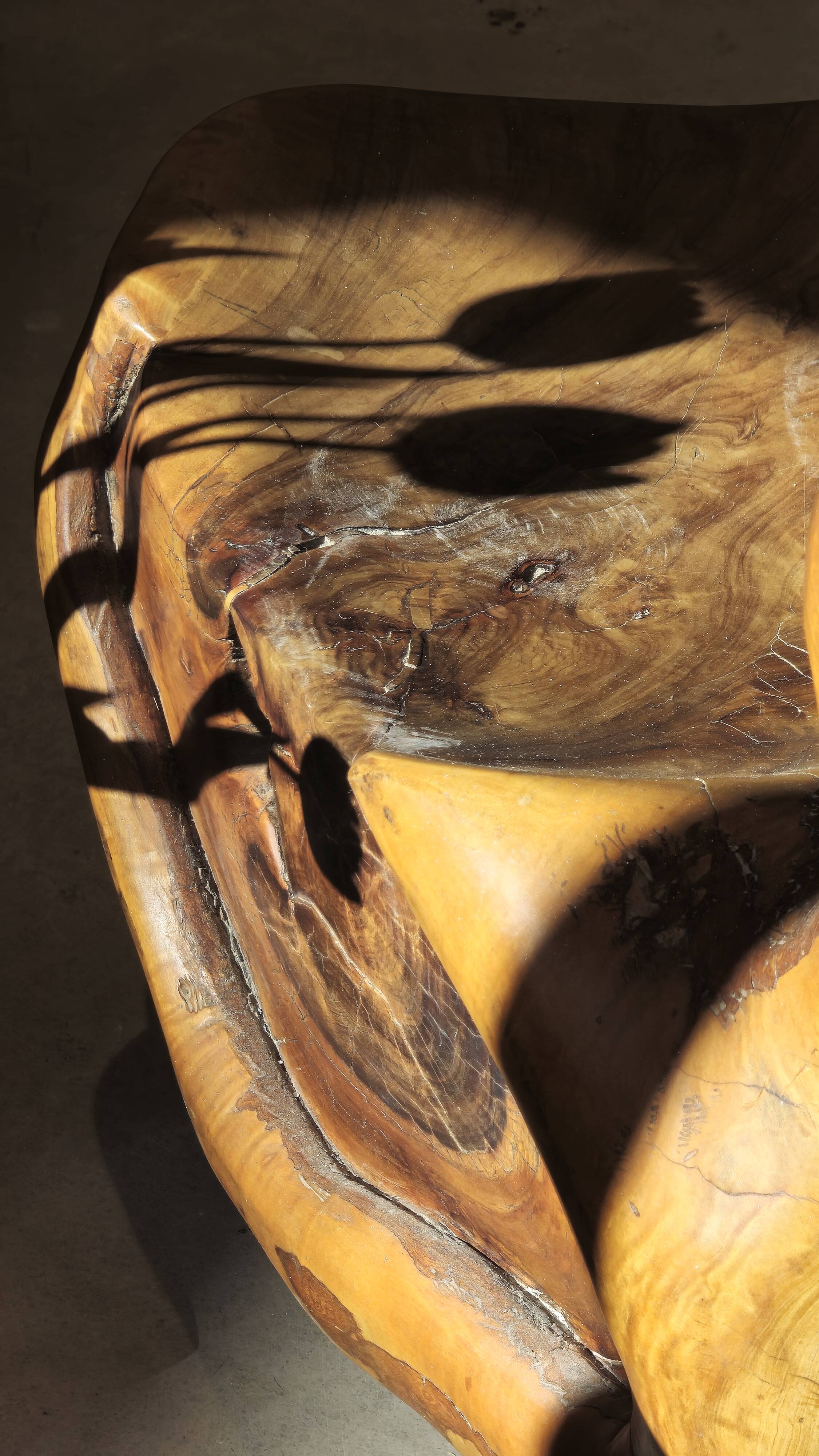 Olive wood sculpture armchair