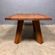Table basse brutaliste pak rustique des années 70