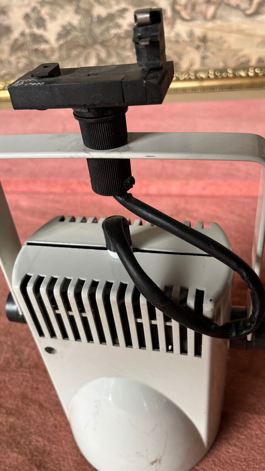 Adjustable spot Lita 90s