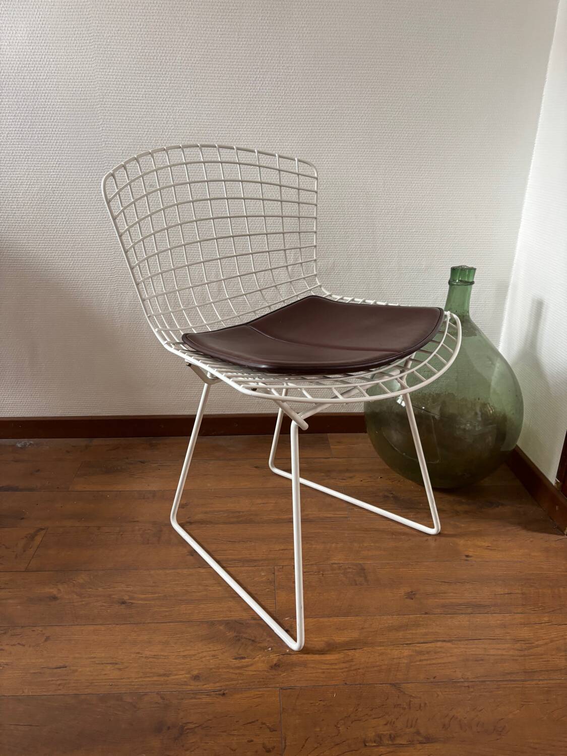 Harry Bertoia White Wire Chair with Leather Cushion