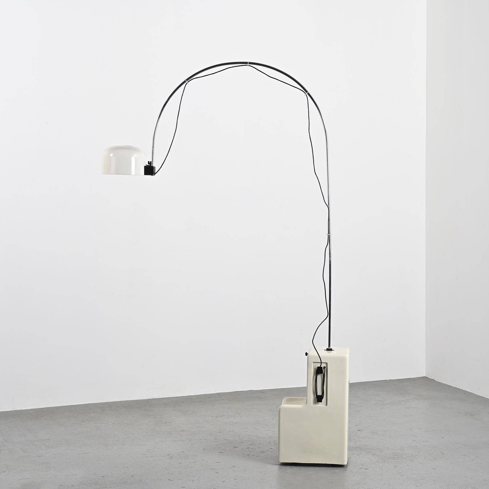 “Caribù” floor lamp by Lella Montecroci and Marco de Carli, 1972