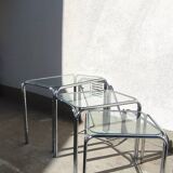 Nesting table