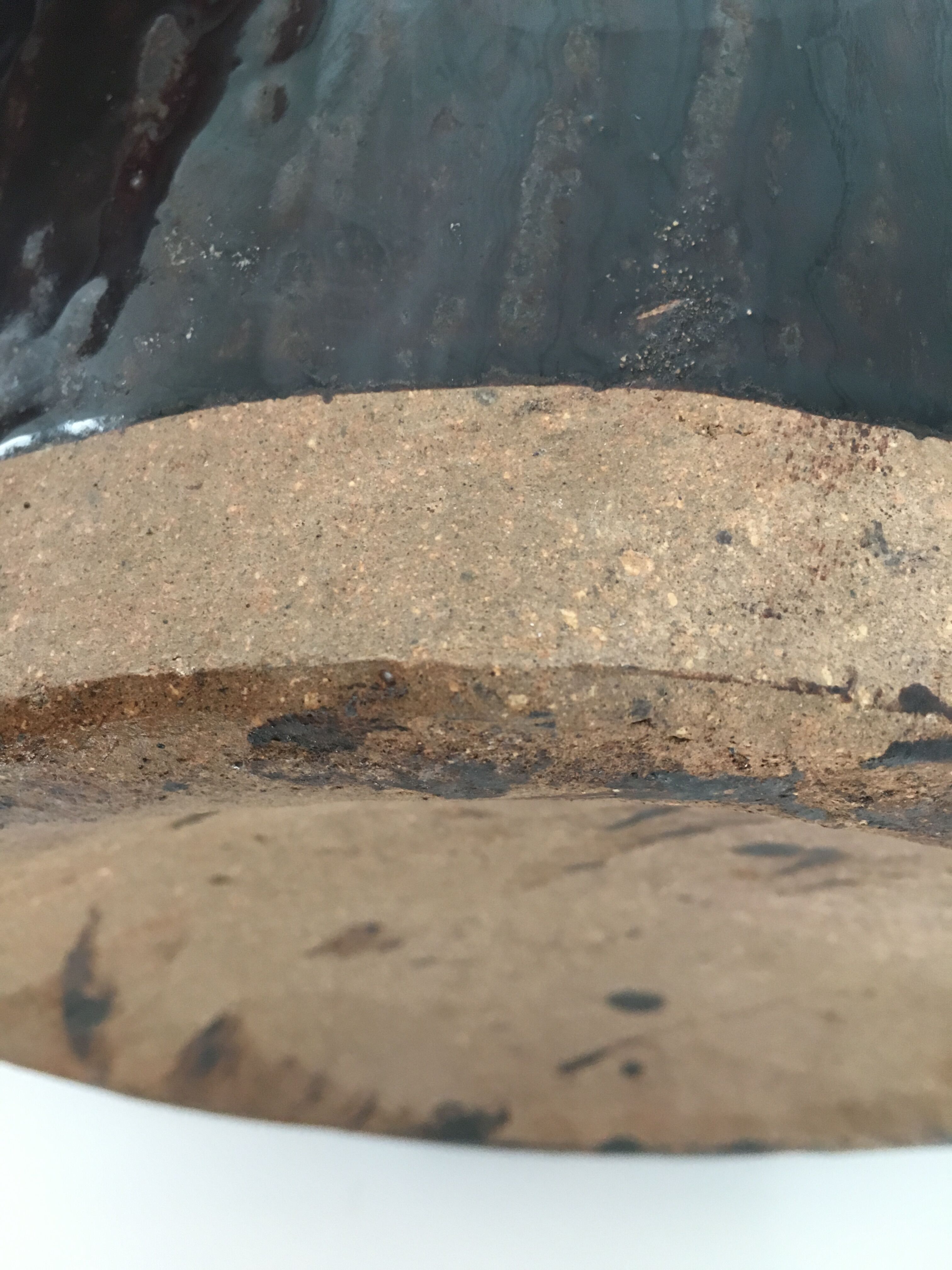 Asian jar in enamelled sandstone