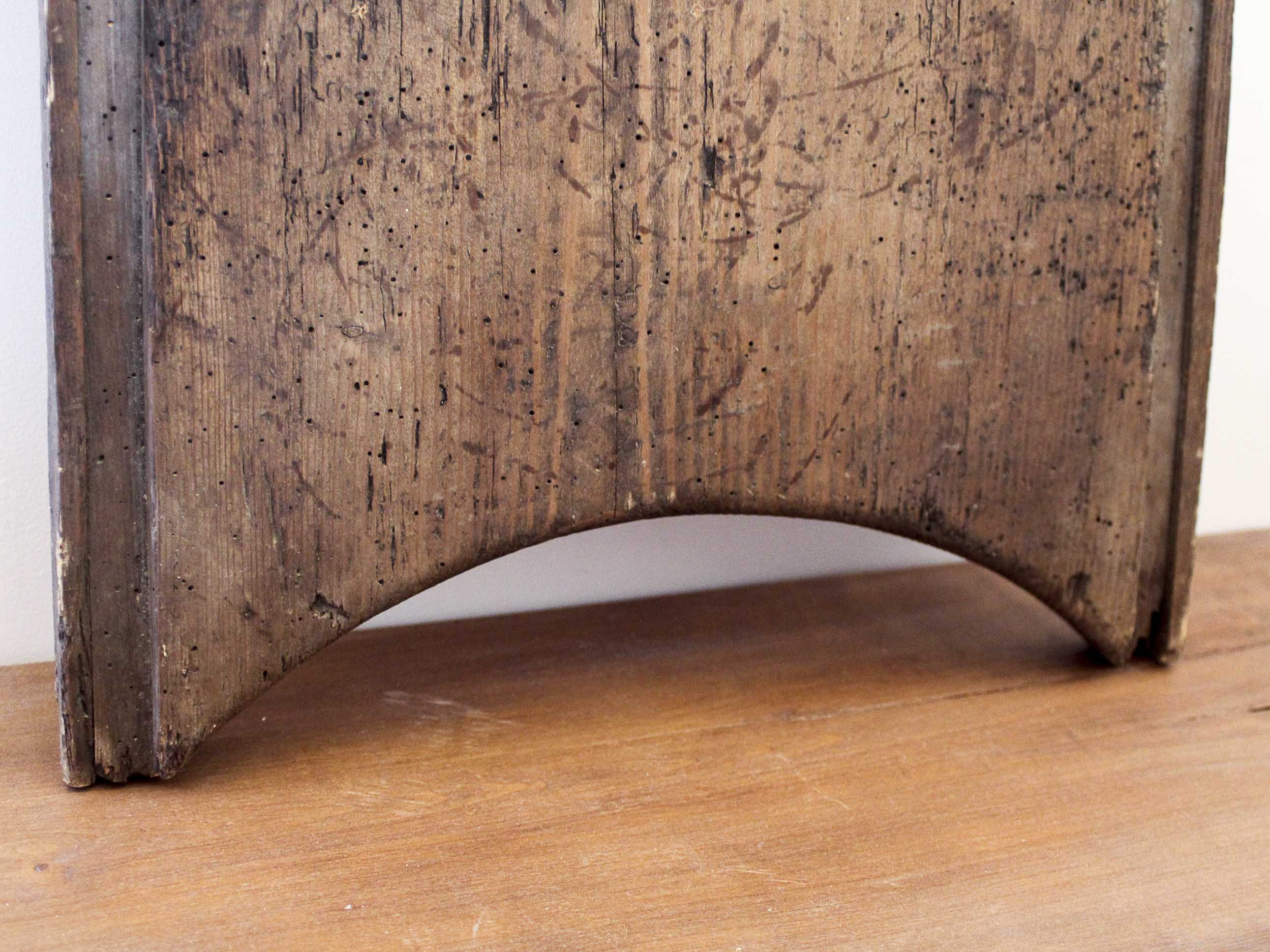 Wooden washing board