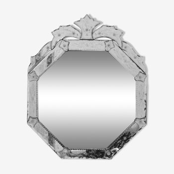 Octagonal Venetian mirror, 63x60cm.