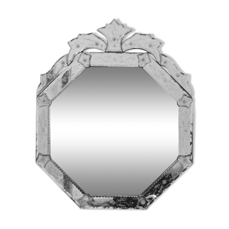 Octagonal Venetian mirror, 63x60cm.