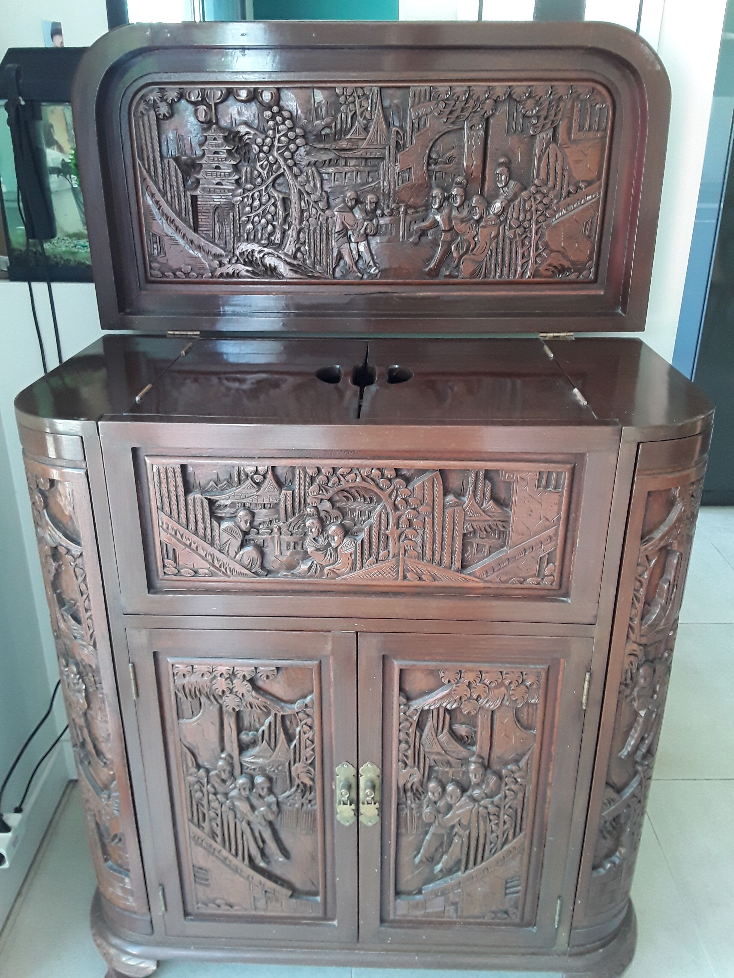 Chinese bar furniture