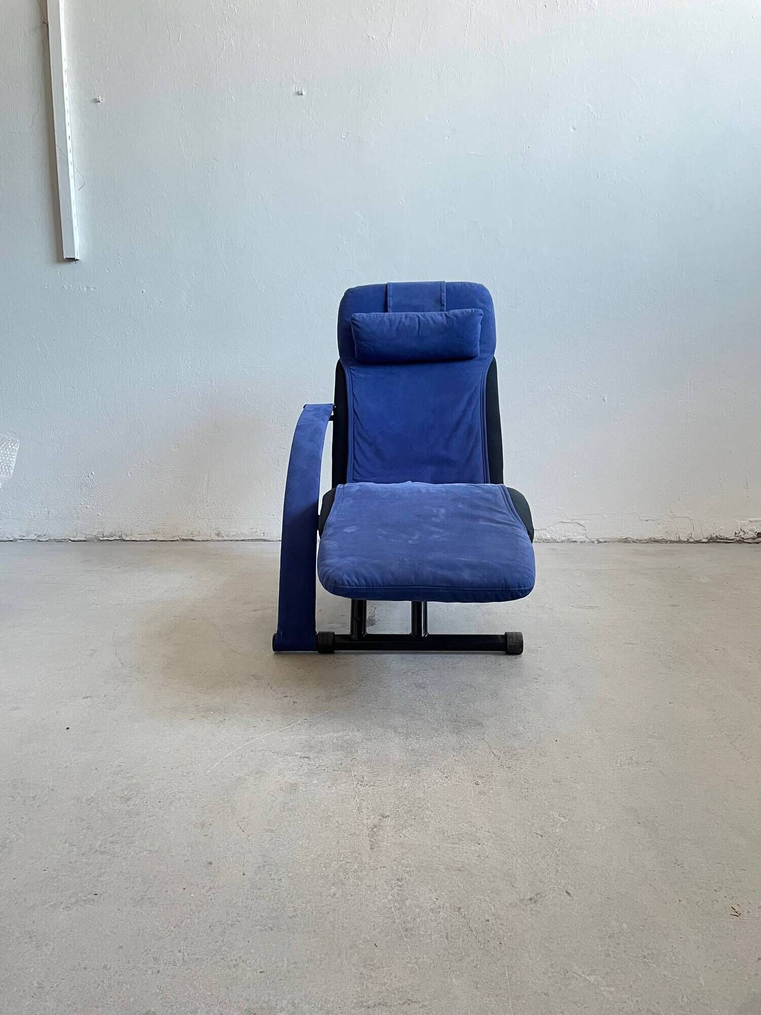 1980s Designer Lounge Chair in black fabric and blue Alcantara cover