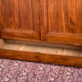 Library in mahogany period directory
