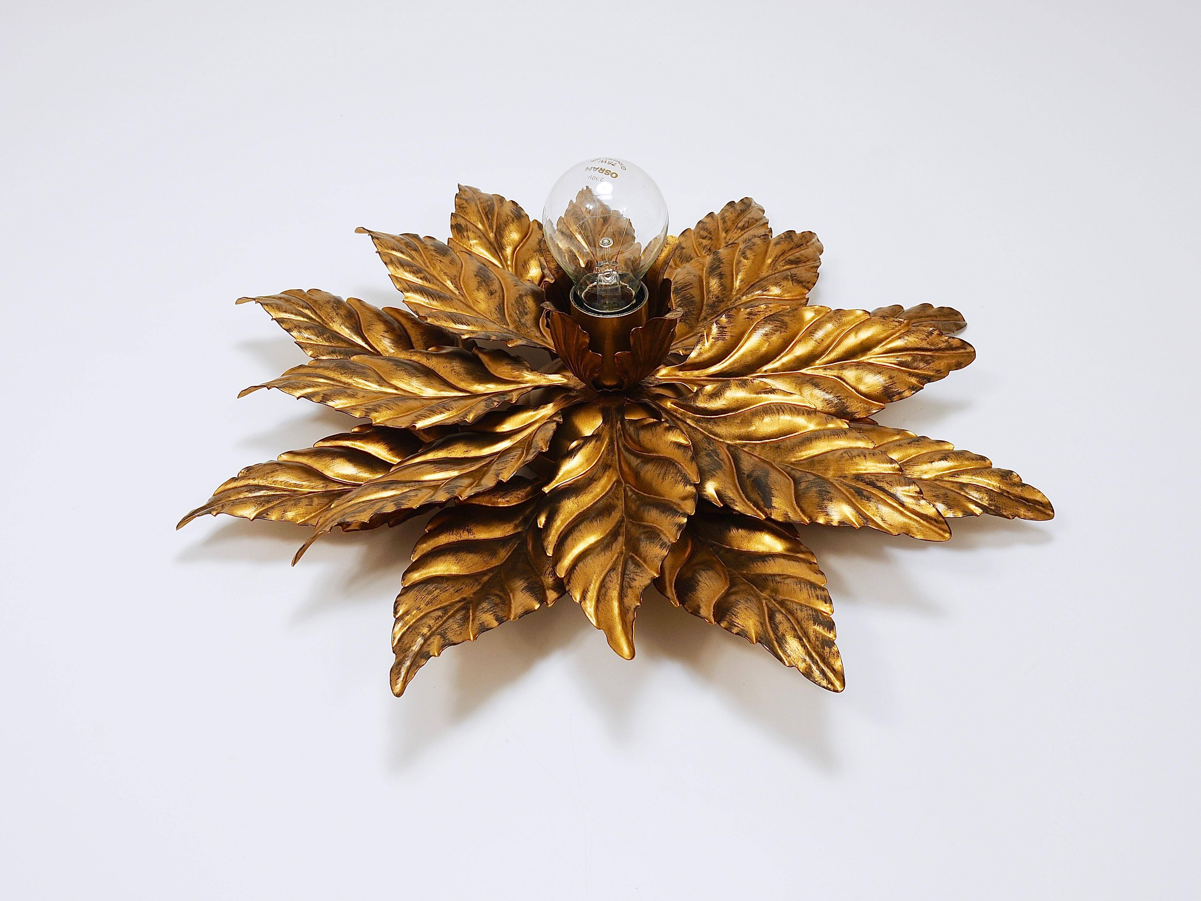Hans Kögl Hollywood Regency Florentine Wall Light Ceiling Fixture in Gold Metal