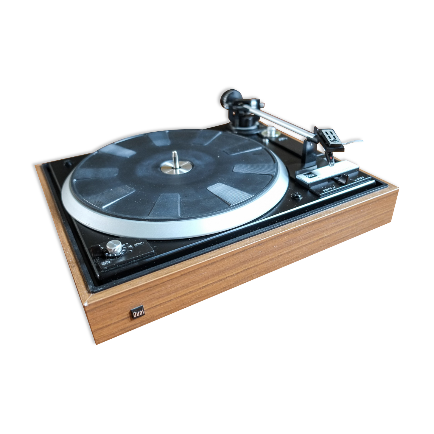 Genügsame Platine für vier Monitore