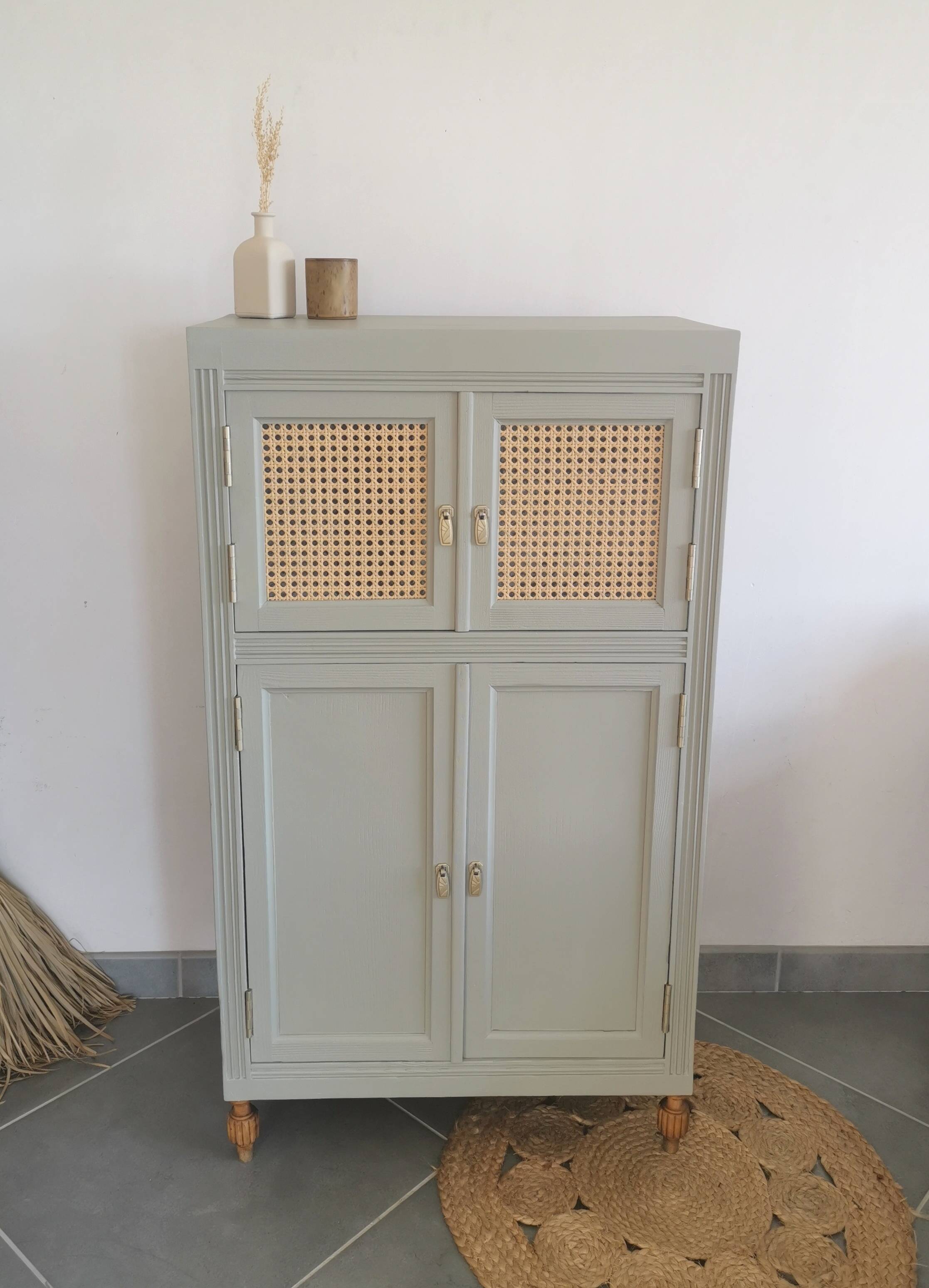 Entrance storage unit