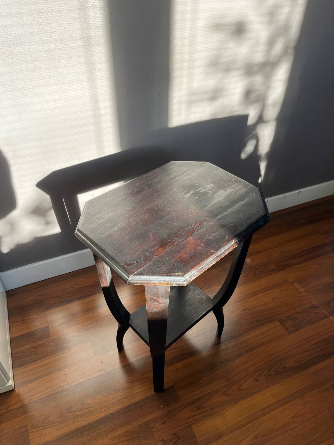 Wooden nesting table