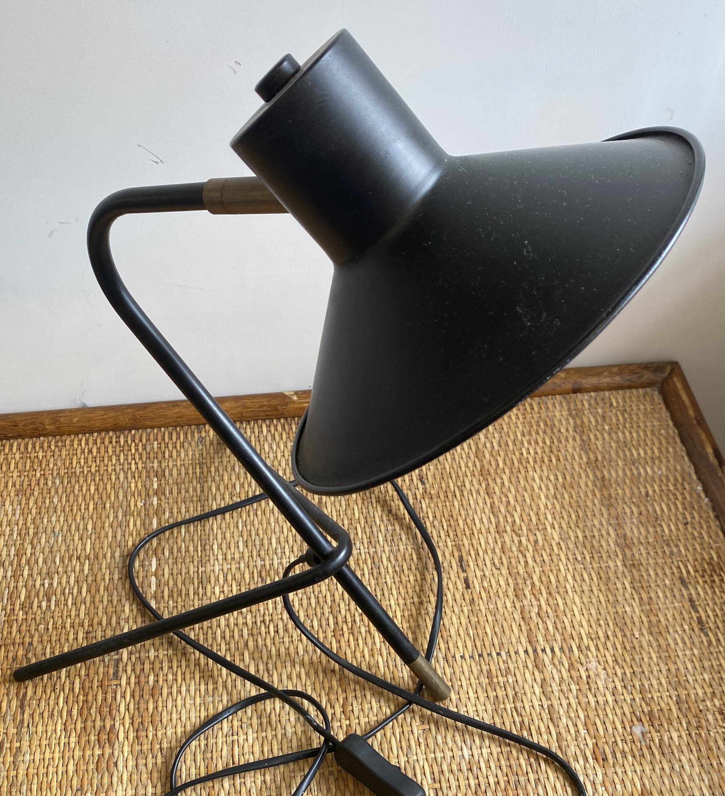 Vintage 1970s black cocotte lamp