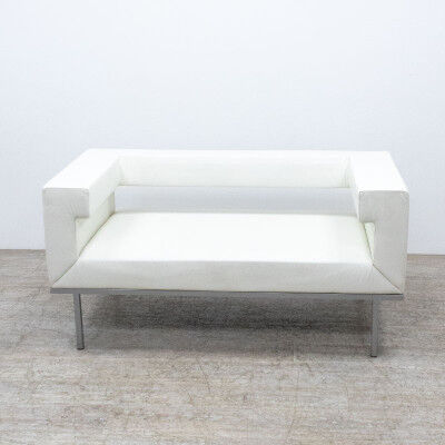 White leather sofa klöber