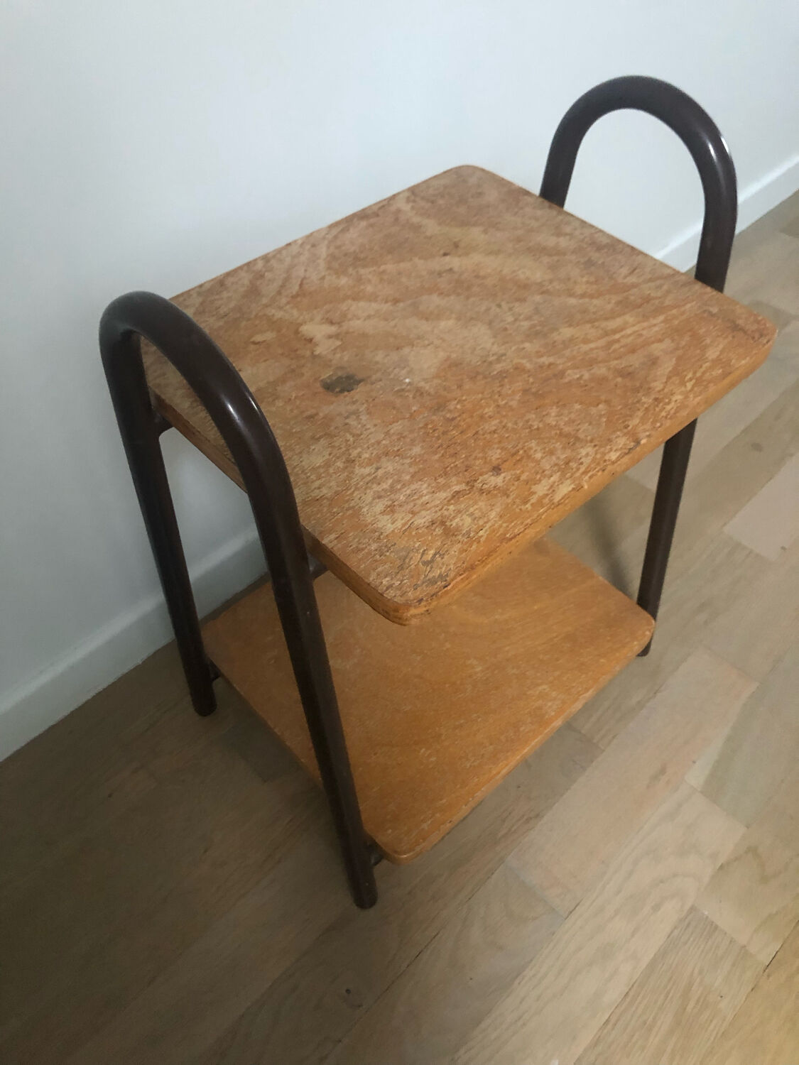 Table d’appoint bois et fer