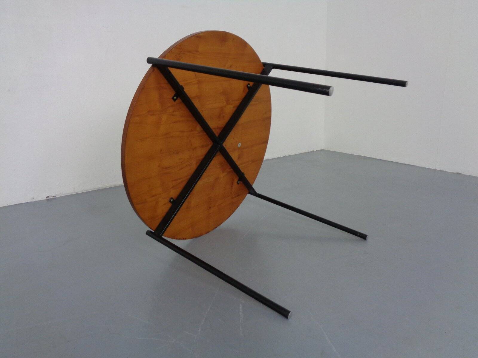 Round teak and steel coffee table from Thonet, 1950s.