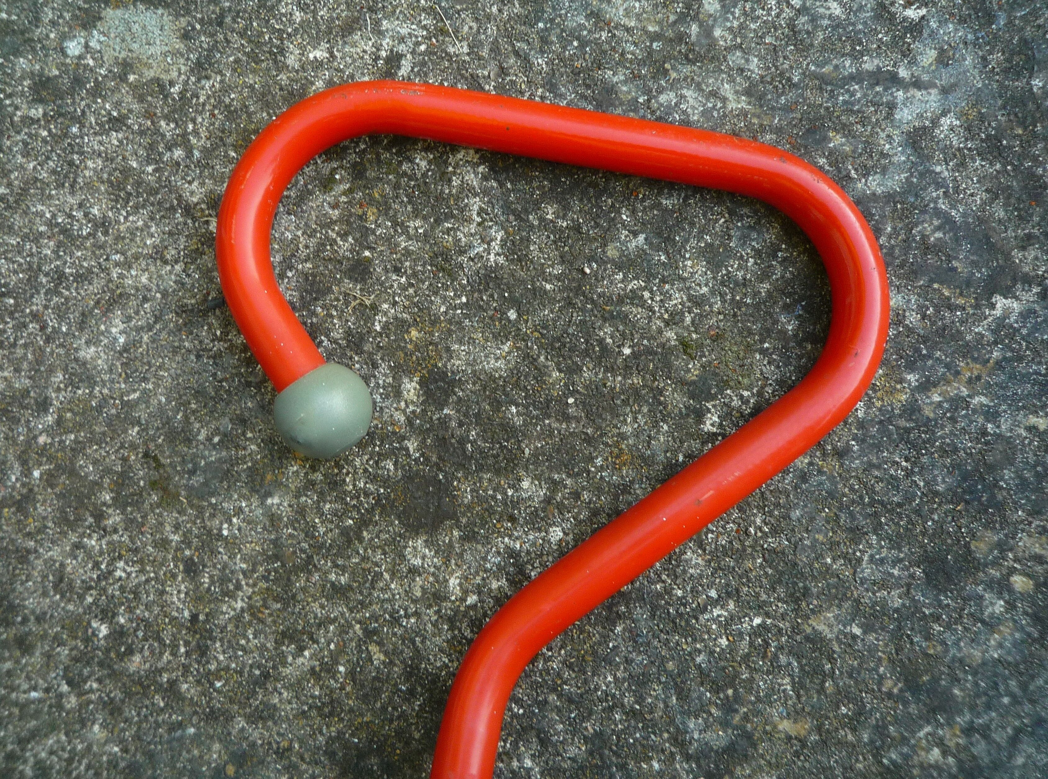 Ulisse cane stool/folding chair, red, Ivan Loss design, vintage Italian 1980s