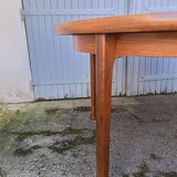 Henning Sorensen extendable dining table in rosewood from the 1960s.