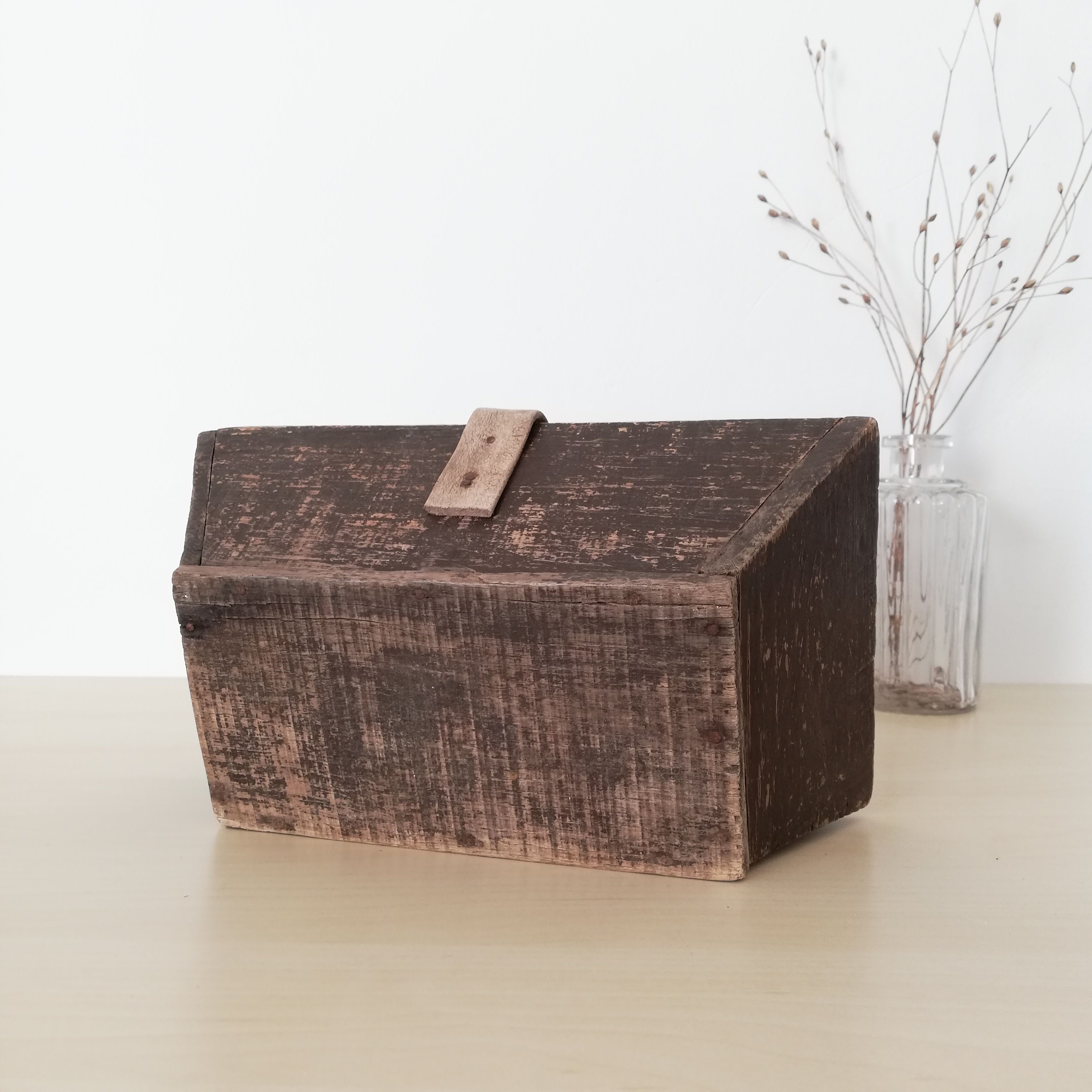 Dark wooden harvest basket