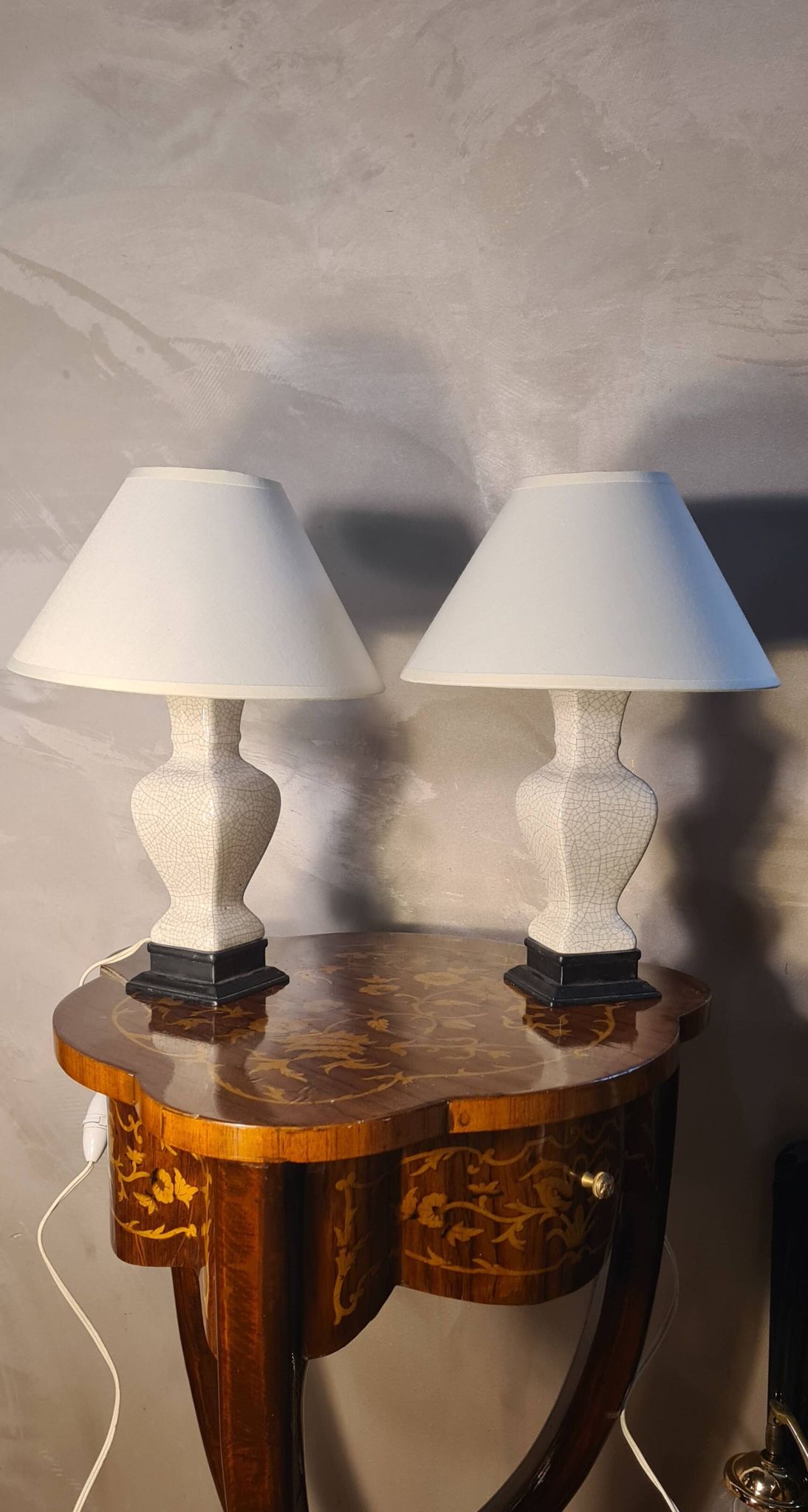 pair of cracked ceramic and wood lamps, 36x23 lampshade and electrical inter o