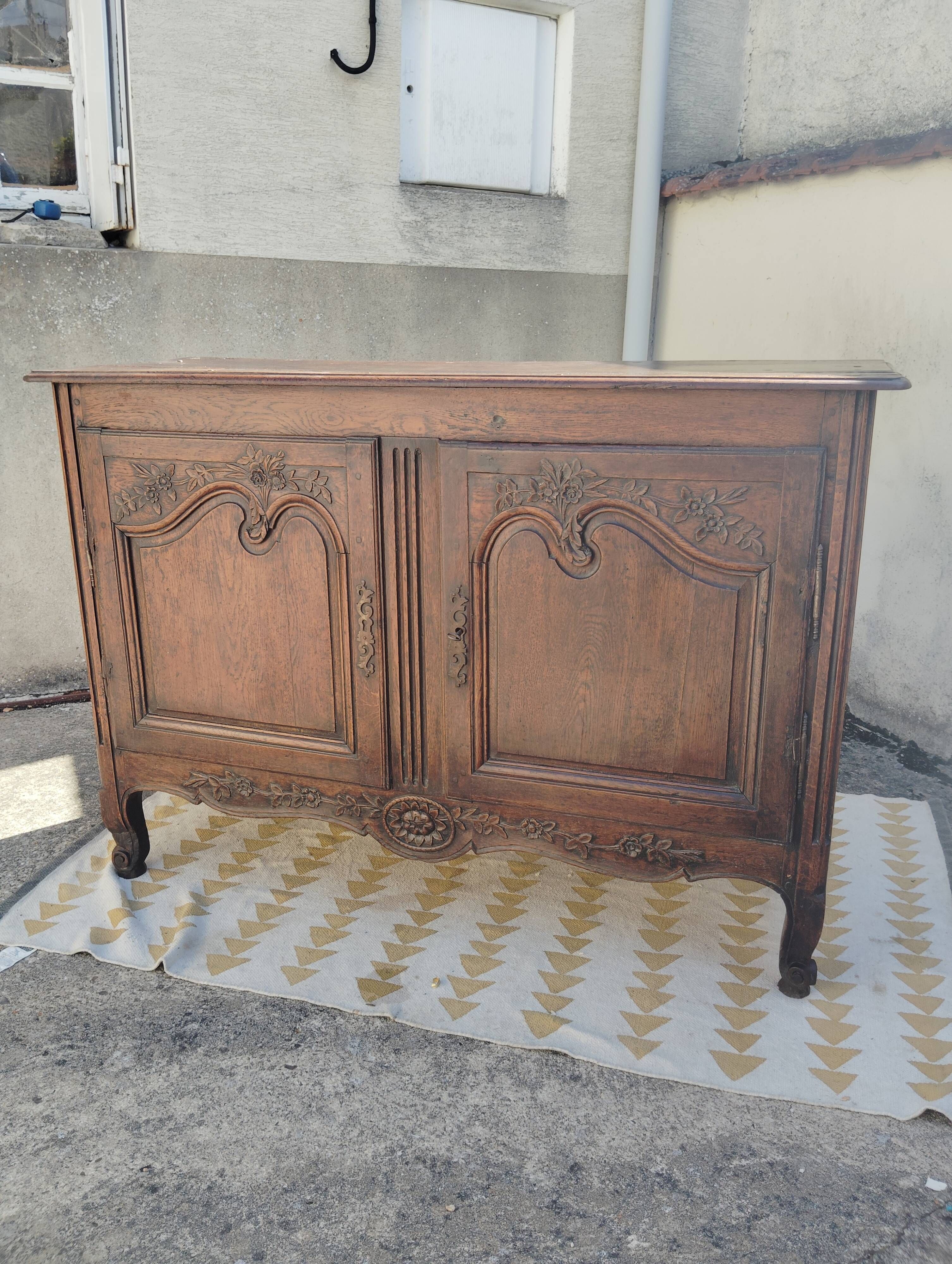 19th-century oak buffet