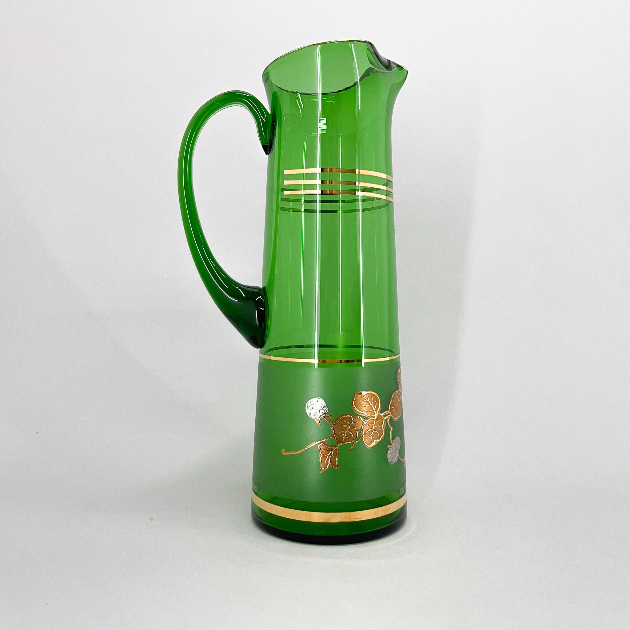 Cruche en verre vintage avec décor doré, tchécoslovaquie