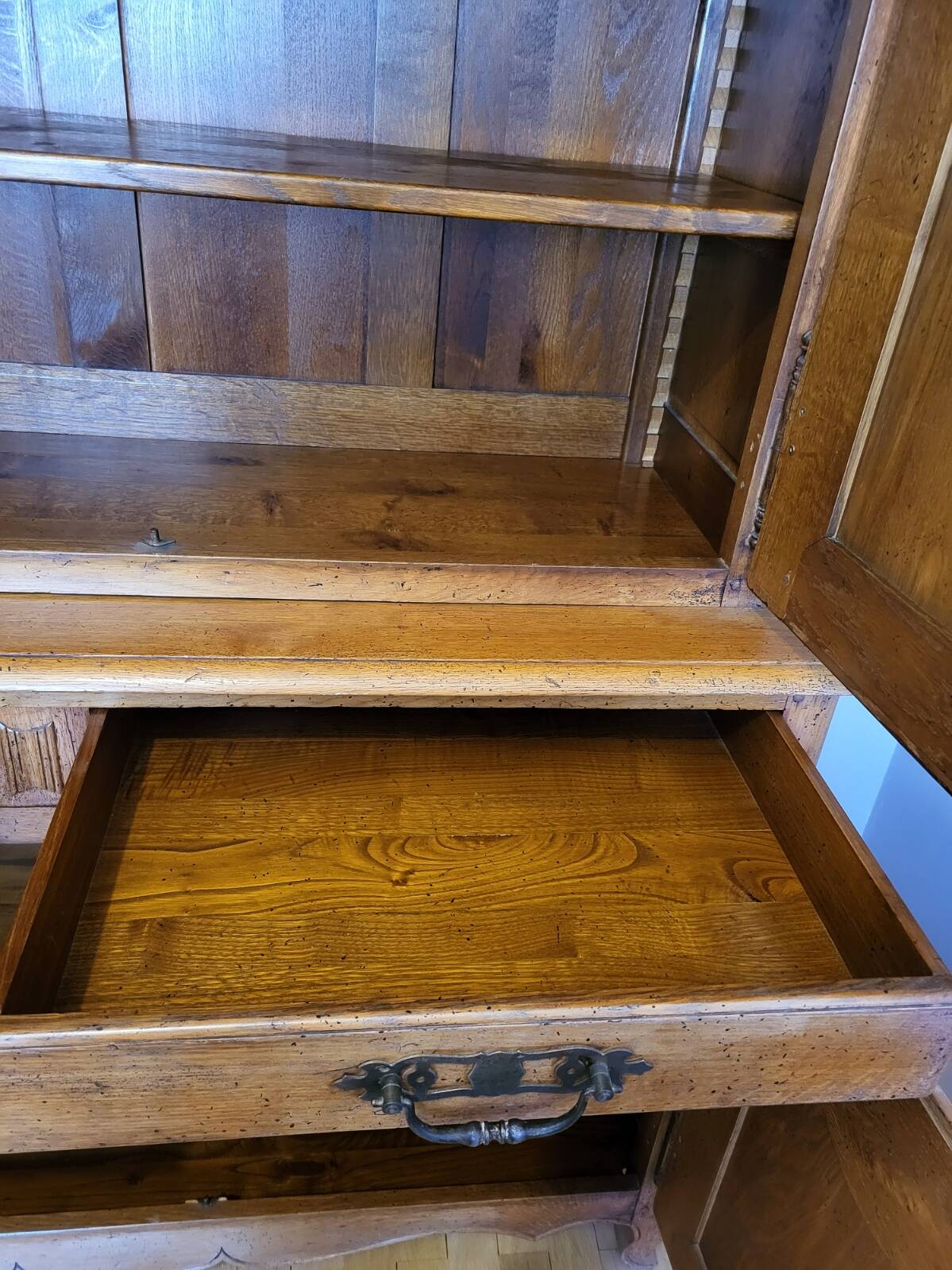Norman buffet with 2 bodies in solid oak, manufactured by Doudard.