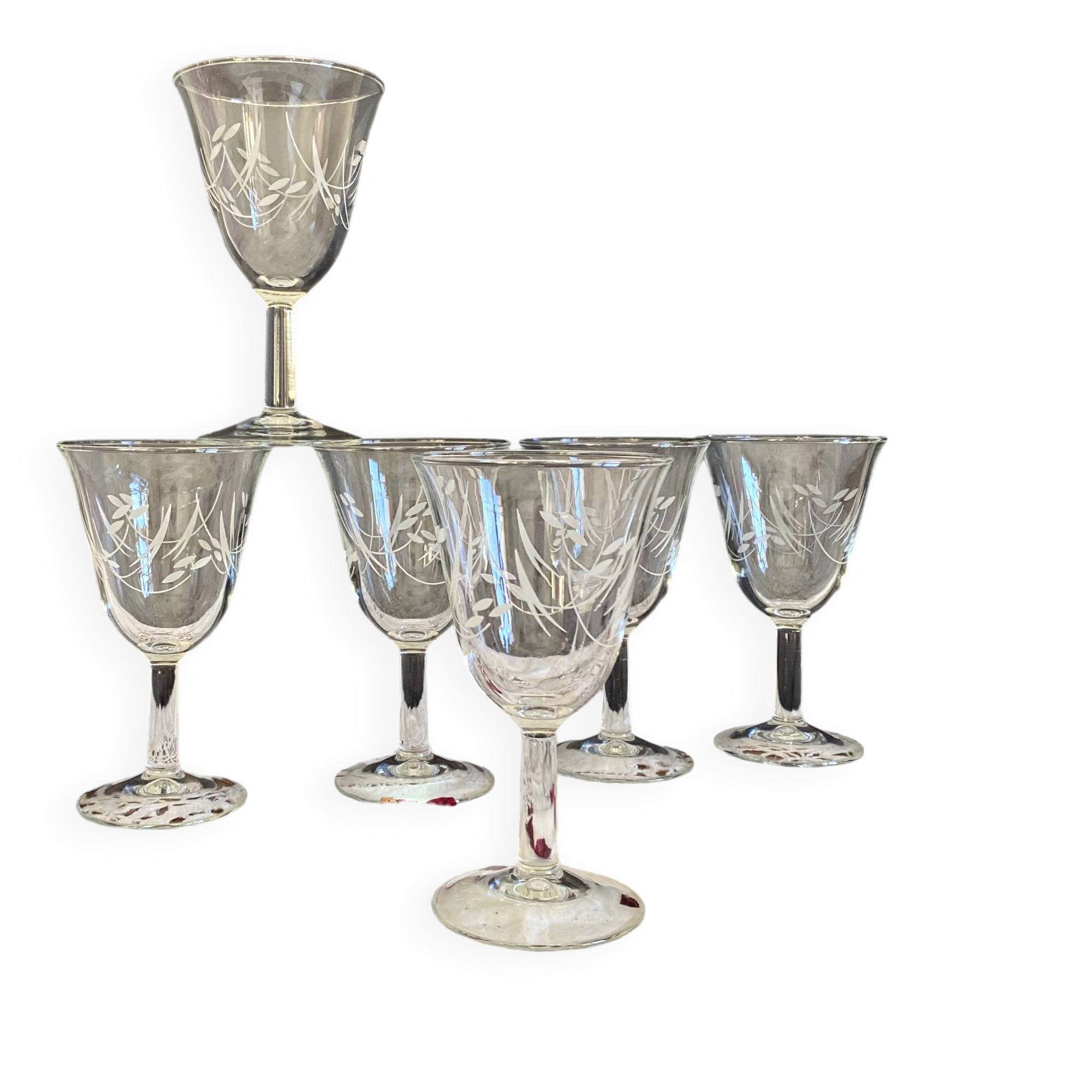 6 antique wine or water glasses engraved with vintage stylized flowers