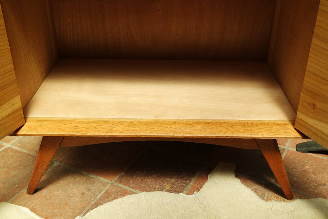 Secretary feet compass