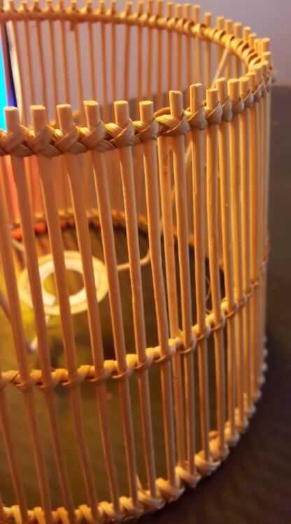 Lampshade in rattan stem