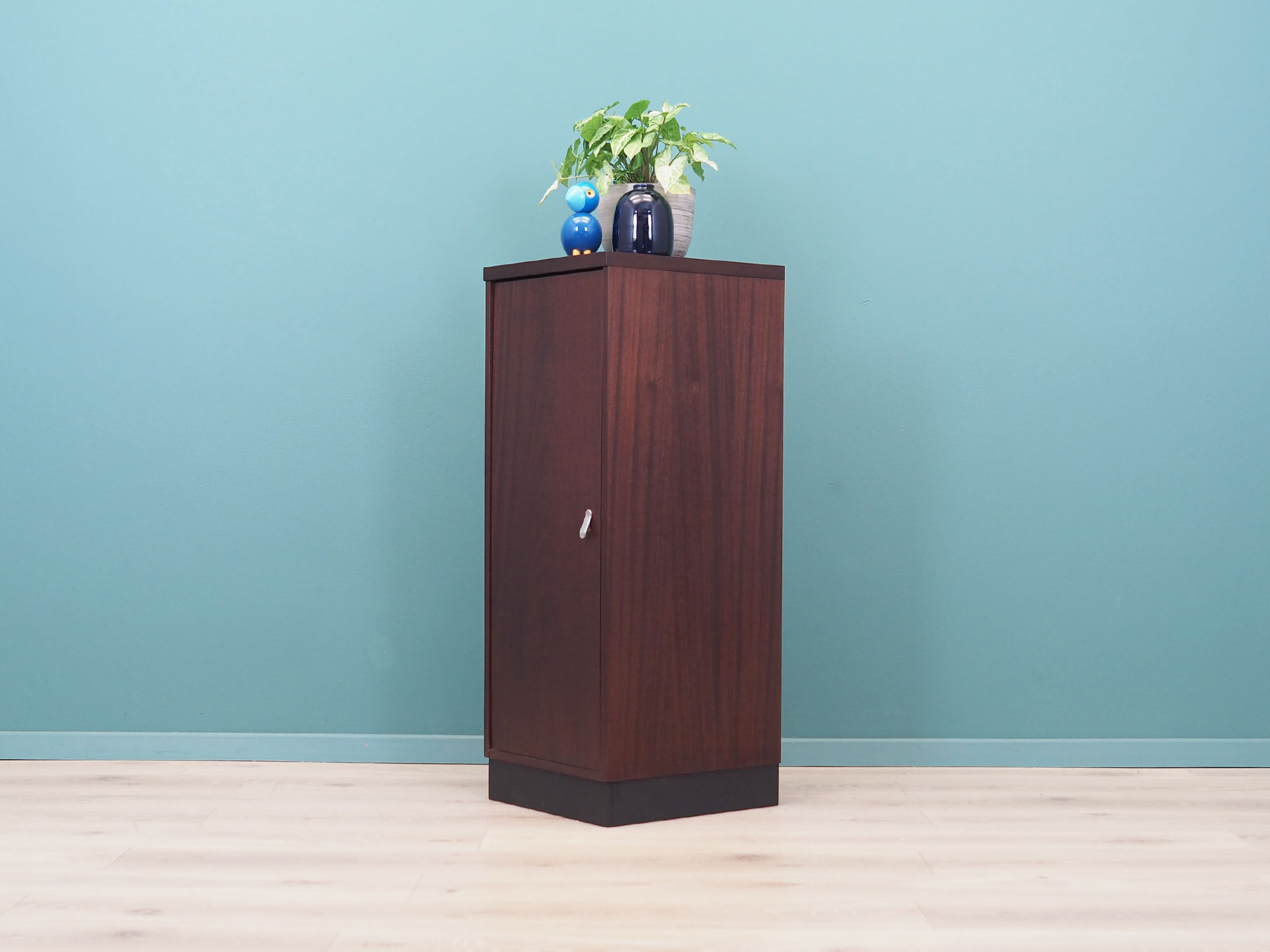 Armoire en acajou, design suédois, années 1960, fabriquée par Ulferts