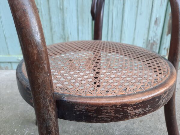 Chaise cannée enfant