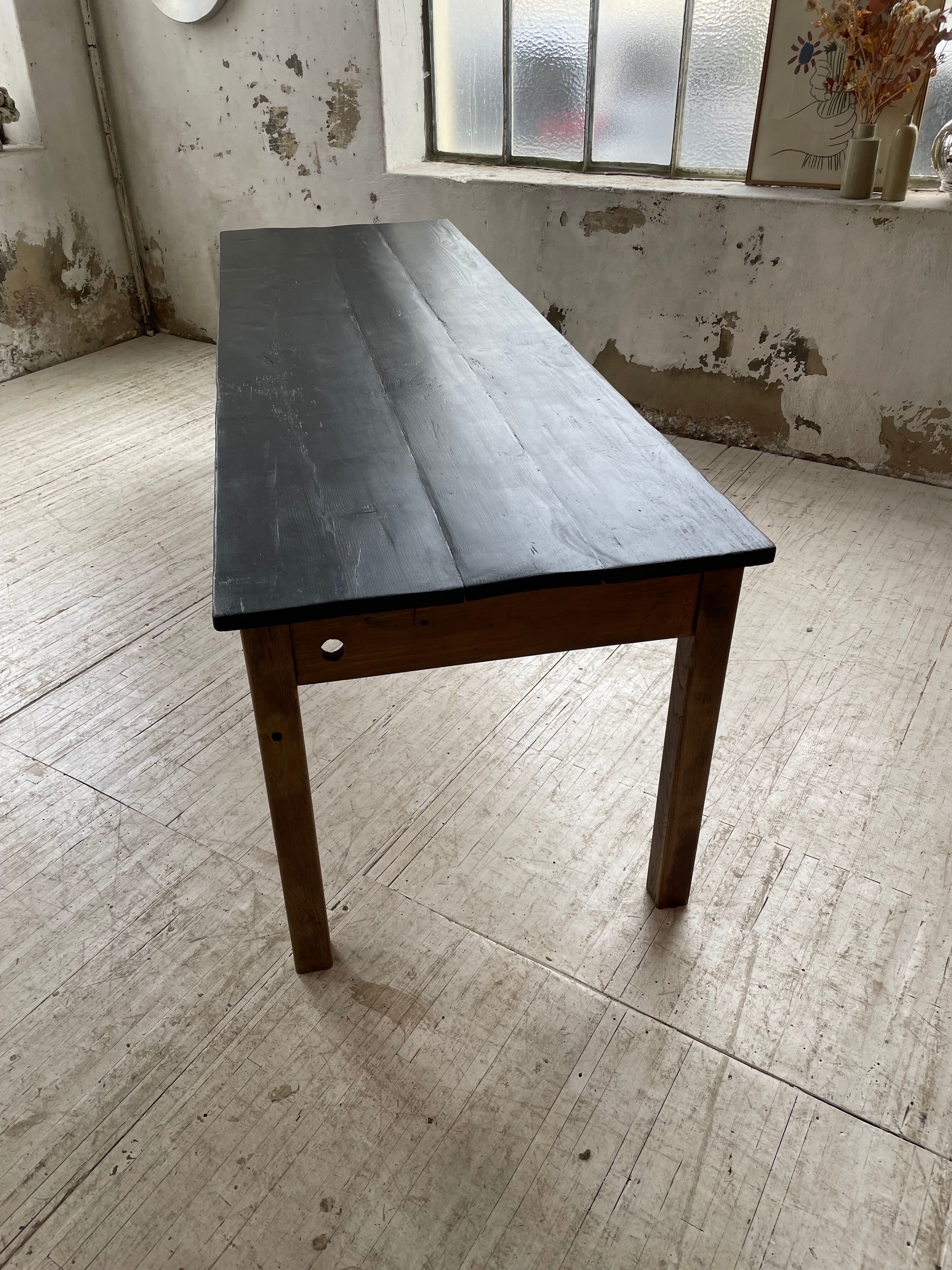 Black pine farm table 250 cm