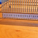 Gold metal vinyl holder