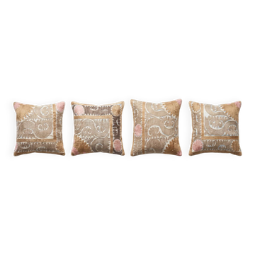 Lot de 4 housses de coussin brodées vintage 55x60 cm