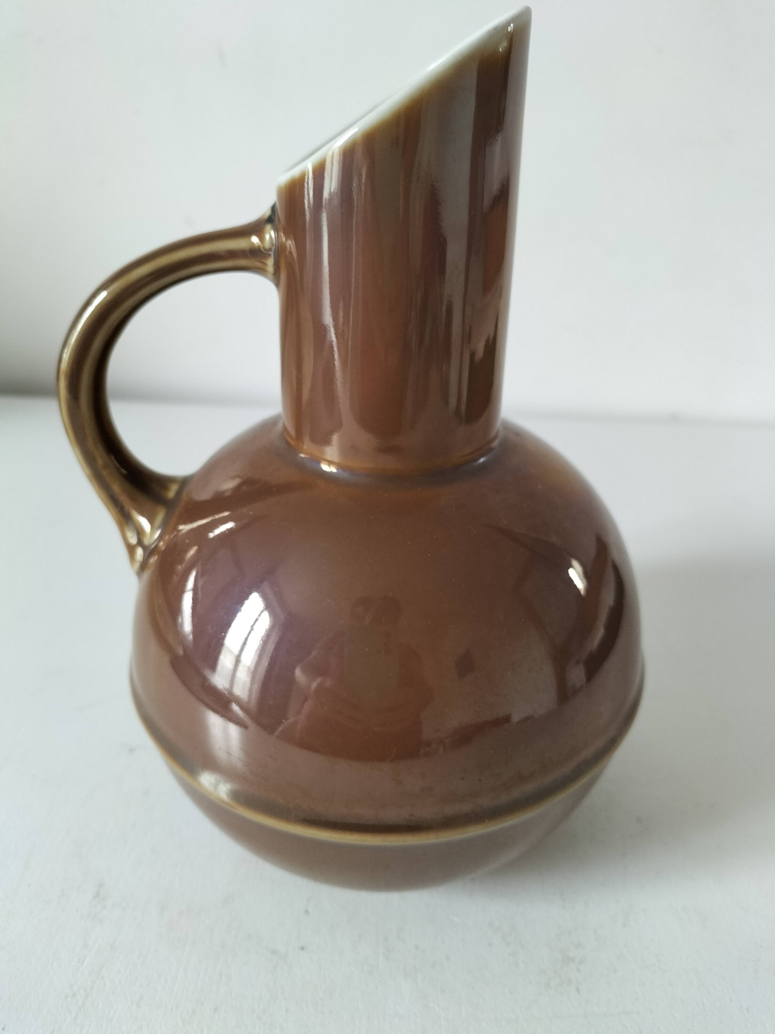 C.P. & Cie Pillivuyt Mehun porcelain carafe - circa 1900