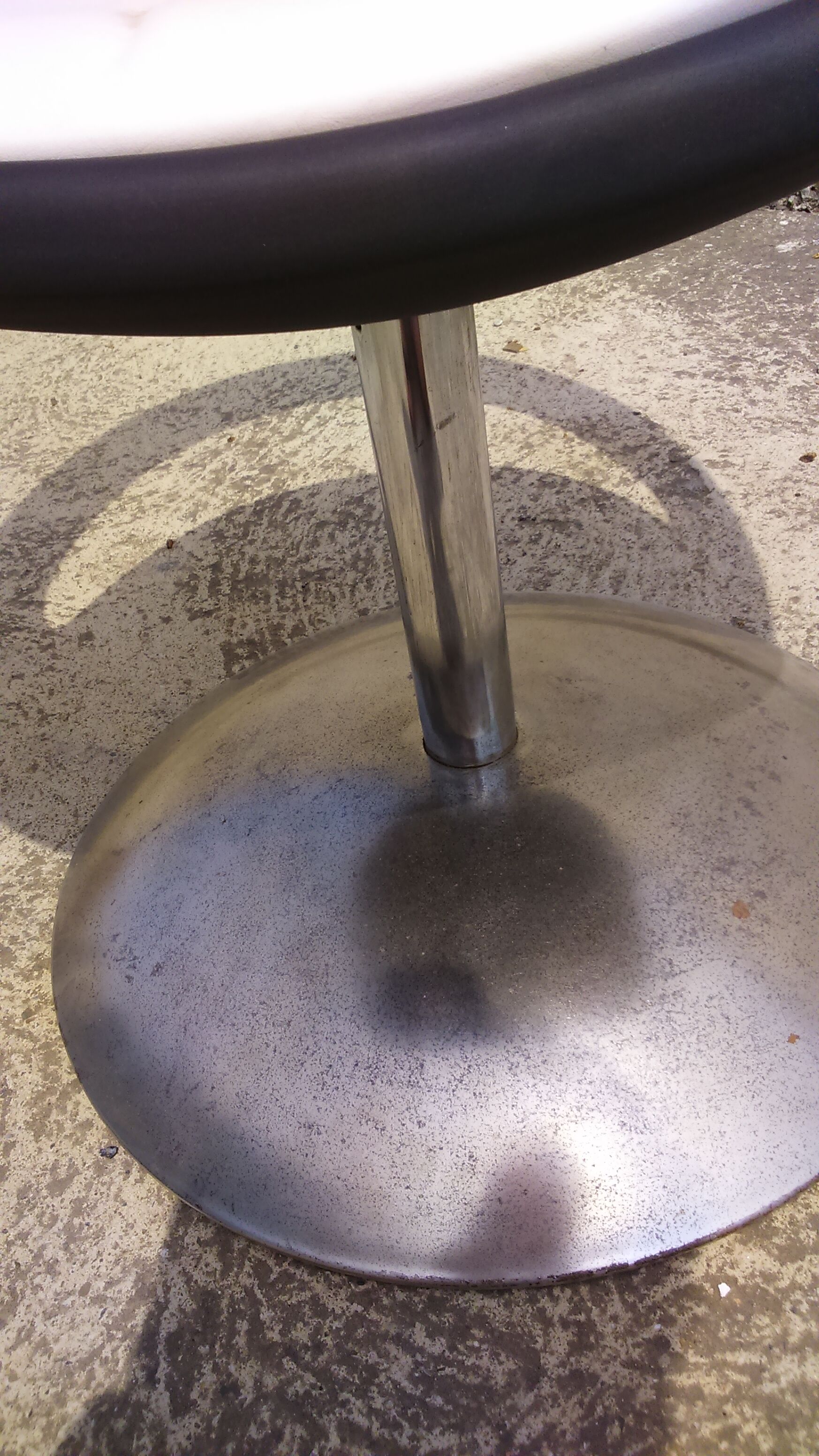 Pair of armchairs 70