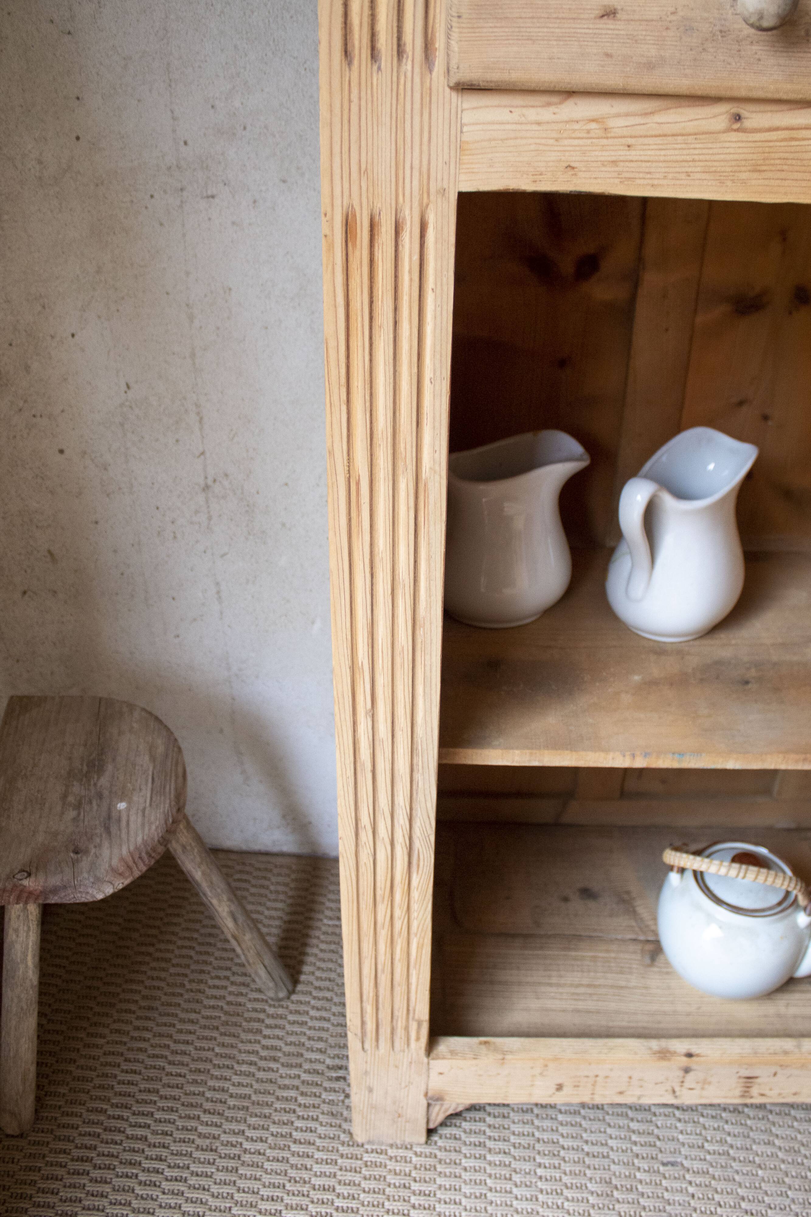 Parisian low buffet confectionery