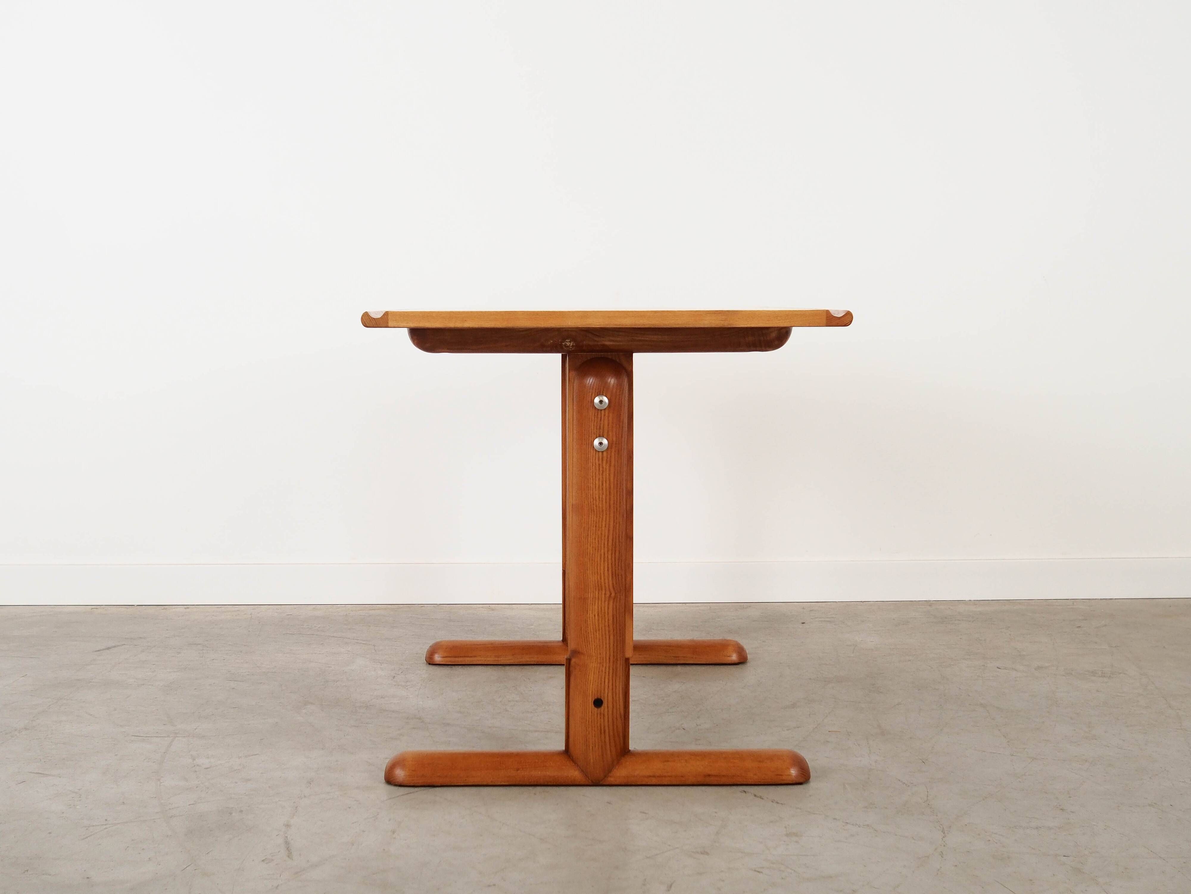 Desk with an adjustable top, Italian design, 1970s, made in Italy